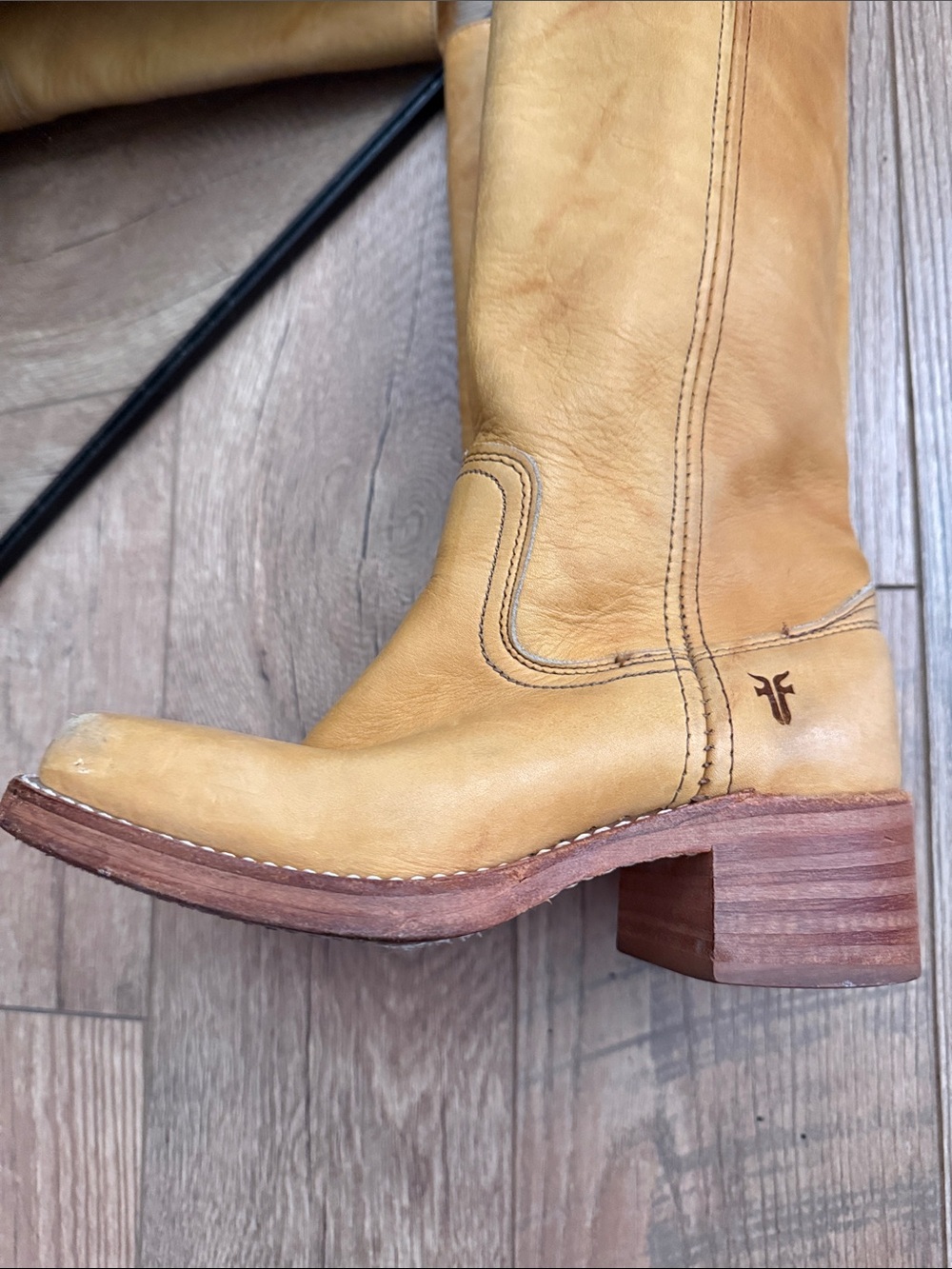 FRYE CAMPUS 14L Banana Leather Boots - Picture 7 of 13